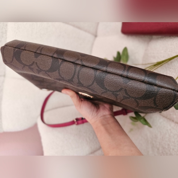 Coach: Bag & Wallet 💯 - Picture 14 of 16